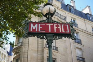 ÖPNV in Paris mit Apple Wallet voll integriert im iPhone